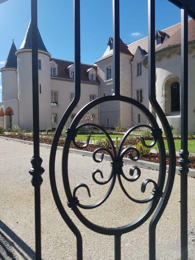 Chateau Saint-Jean, Relais & Chateaux Montluçon Екстериор снимка